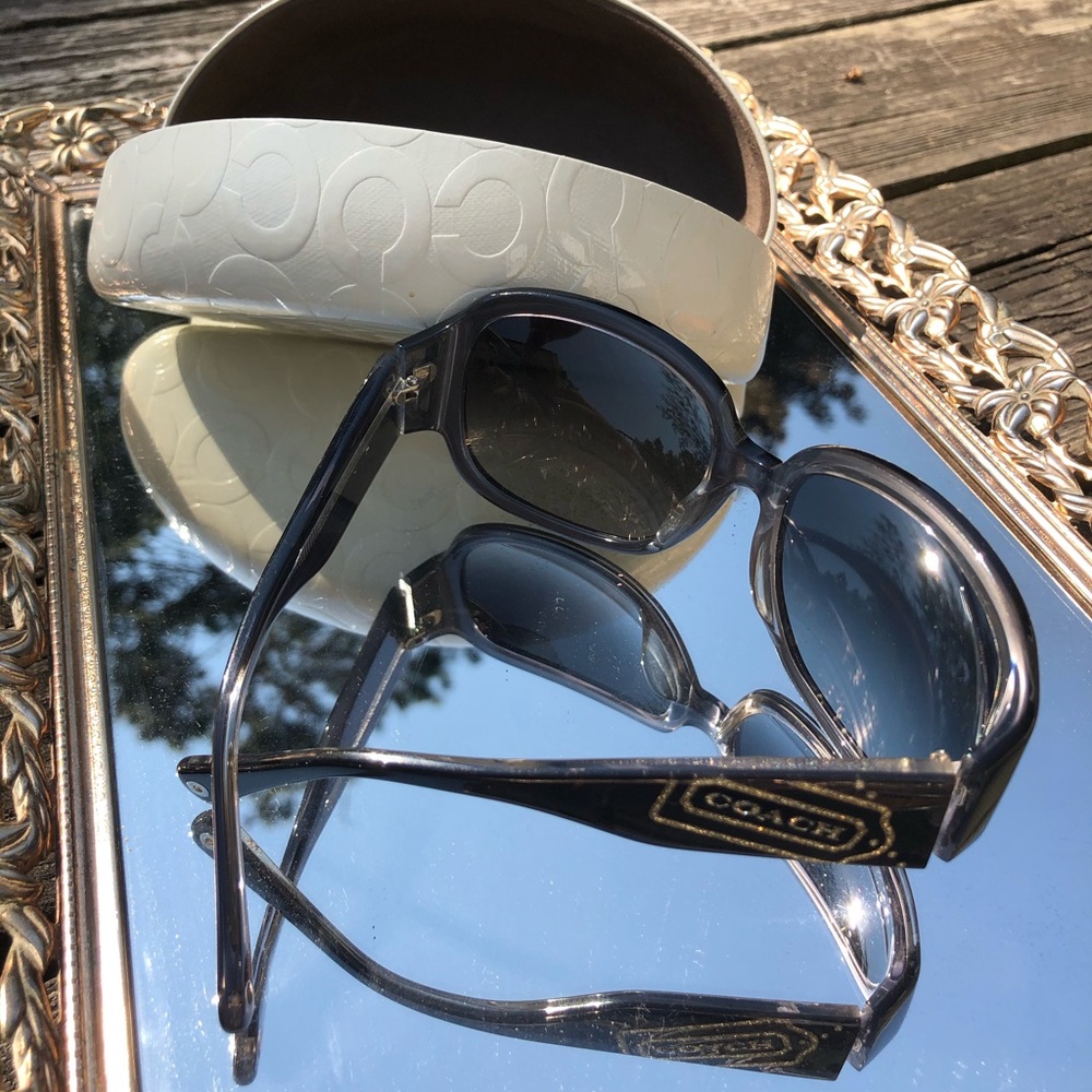 Coach sunglasses - Picture 7 of 8